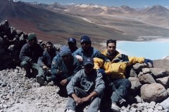 Licancabur2003_BuildingTeam