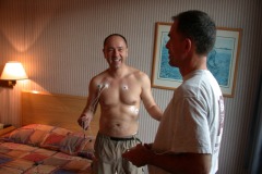 Greg__amp__Steve_wiring_up_CPODs