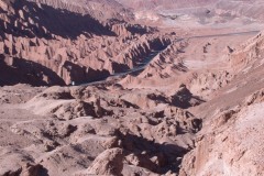 Dinosaur_formations_near_San_Pedro